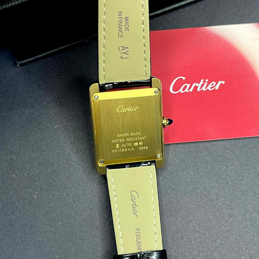 akse-poshte-ghab-cartier-tank-ghab-talaie-mardane4 عکس پشت قاب ساعت کارتیه تانک سولو مردانه قاب طلایی